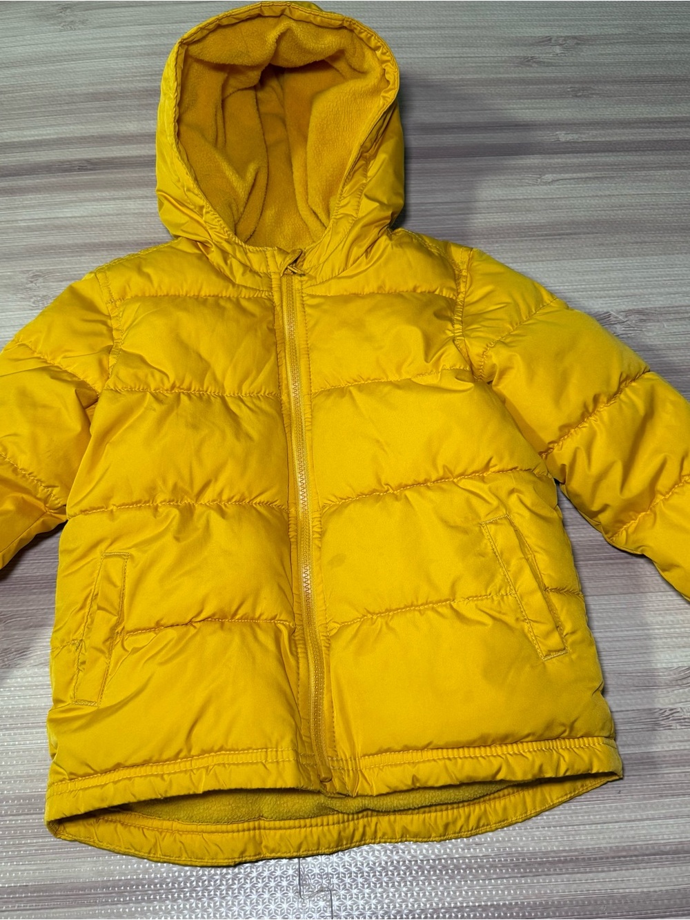 Old Navy 5T Toddler Yellow Puffer Coat Hooded Warm Fleece Lined Jacket